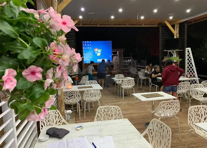 酒店 Albanian Garden Gjilek